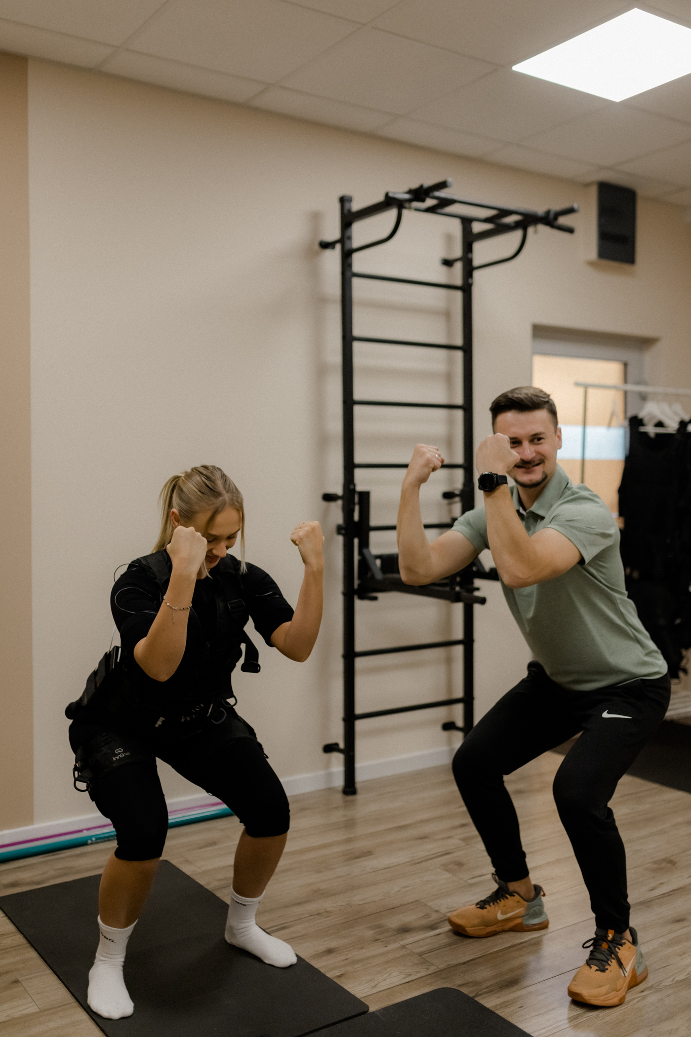 Trening EMS PowerUp Studio